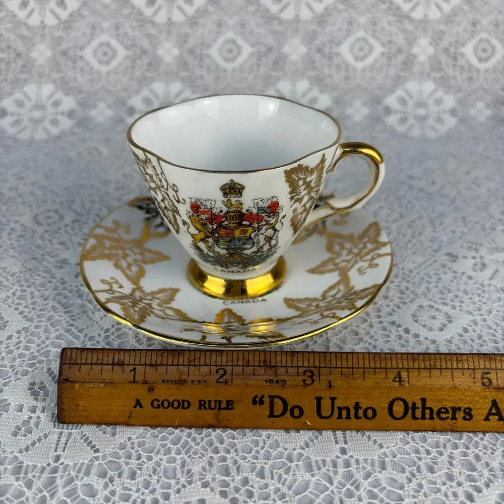 Vintage Royal Windsor Canada Coat of Arms Bone China Teacup & Saucer England